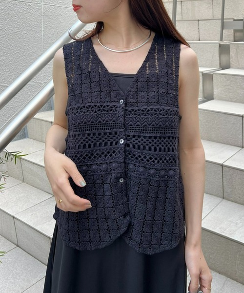 新品⭐︎チャオパニックティピー＊切り替えレースべスト CIAOPANIC TYPY（チャオパニックティピー）の「【india】切替