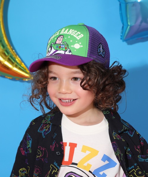 Disney(ディズニー)の「ディズニー トイストーリー BUZZ 蓄光 メッシュキャップ 9276(キャップ・キッズ・パープル・M size)」の5枚目の写真