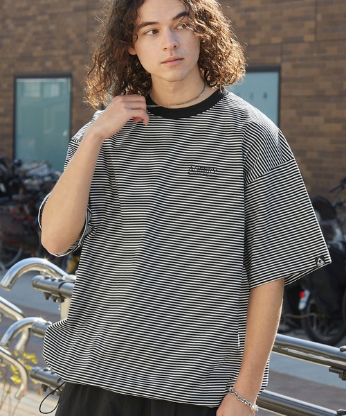 GERRY(ジェリー)の「GERRY/ジェリー 別注 ロゴ刺繍 ピンボーダー ドローコード ビッグシルエット半袖Tシャツ(Tシャツ/カットソー・メンズ・ブラウン/ブルーグリーン/ブラック/オフホワイト/ネイビー・M/L)」の2枚目の写真