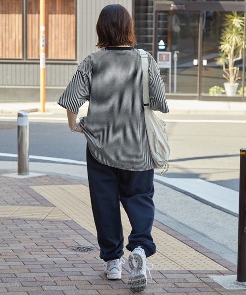 GERRY(ジェリー)の「GERRY/ジェリー 別注 ロゴ刺繍 ピンボーダー ドローコード ビッグシルエット半袖Tシャツ(Tシャツ/カットソー・メンズ・ブラウン/ブルーグリーン/ブラック/オフホワイト/ネイビー・M/L)」の22枚目の写真