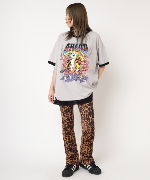 RNA（アールエヌエー）の「M2249 ＡＨＥＡＤ　ＲＡＢＢＩＴ　ＢＩＧ　Ｔ（Tシャツ/カットソー・レディース・ライトグレー/ホワイト/スミクロ・MEDIUM）」の13枚目の写真