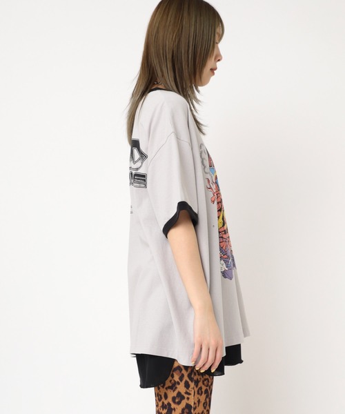 RNA（アールエヌエー）の「M2249 ＡＨＥＡＤ　ＲＡＢＢＩＴ　ＢＩＧ　Ｔ（Tシャツ/カットソー・レディース・ライトグレー/ホワイト/スミクロ・MEDIUM）」の16枚目の写真