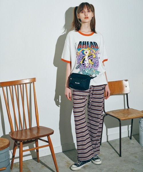 M2249 ＡＨＥＡＤ ＲＡＢＢＩＴ ＢＩＧ Ｔ（Tシャツ/カットソー）｜RNA（アールエヌエー）