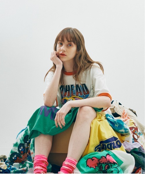 M2249 ＡＨＥＡＤ ＲＡＢＢＩＴ ＢＩＧ Ｔ（Tシャツ/カットソー）｜RNA（アールエヌエー）