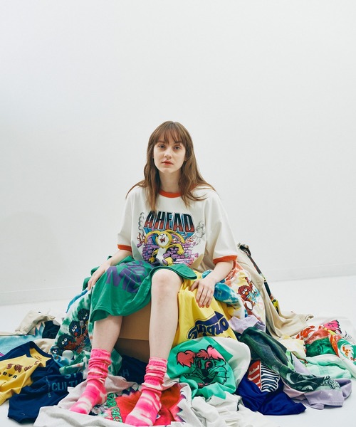 M2249 ＡＨＥＡＤ ＲＡＢＢＩＴ ＢＩＧ Ｔ（Tシャツ/カットソー）｜RNA（アールエヌエー）