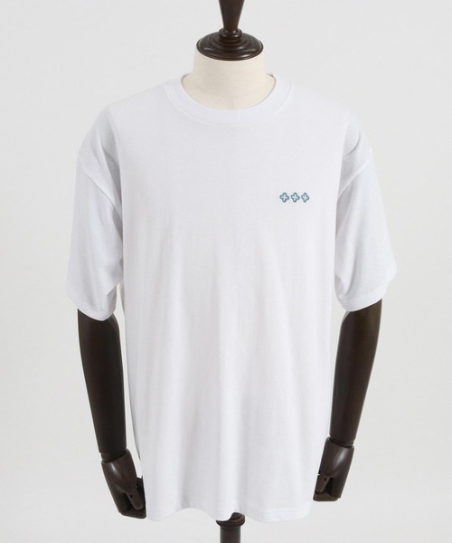 mt8984- One Point Logo Embroidered Tee Tシャツ（Tシャツ