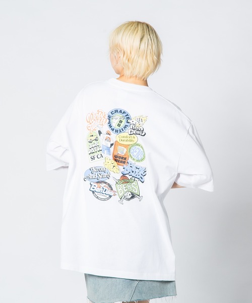 JEANS MATE(ジーンズメイト)の「【BENDAVIS/ベンデイビス】BEN SMOKING TV TEE/BDブランドイニシャルTシャツ/バックプリント/オーバーサイズ(Tシャツ/カットソー・メンズ・ホワイト系その他/グレー系その他/ホワイト系その他2/パープル系その他2/ホワイト系その他4/ホワイト系その他3/グレー系その他4/グレー系その他3/ホワイト系その他5/ホワイト系その他6/ピンク系その他6/グレー系その他5/ホワイト系その他7/グレー系その他7・SMALL/MEDIUM/LARGE/X-LARGE)」の5枚目の写真