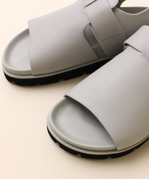 RNA-N（アールエヌエーエヌ）の「E4986 ストラップサンダル（サンダル・レディース・ブラック/グレー・MEDIUM/SMALL）」の19枚目の写真