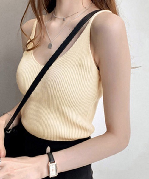 Miniministore(ミニミニストア)の「リブニットキャミソール フロントVカット(キャミソール・レディース・ブラック/ライトベージュ/ネイビー/ベージュ/ホワイト/ブラウン/グレー・FREE)」の15枚目の写真