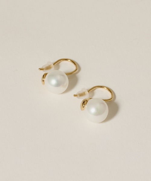 novice（ノーヴィス）の「【novice】Pearl Hook Pierce［Stainless］（ピアス（両耳用）・レディース・ゴールド/シルバー・FREE）」の7枚目の写真