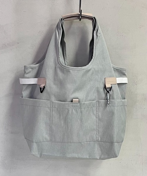 EARTH MADE（アースメイド）の「DELTA CL TOTE（トートバッグ・メンズ・オレンジ/ブラック/カーキ/グレー・FREE）」の2枚目の写真