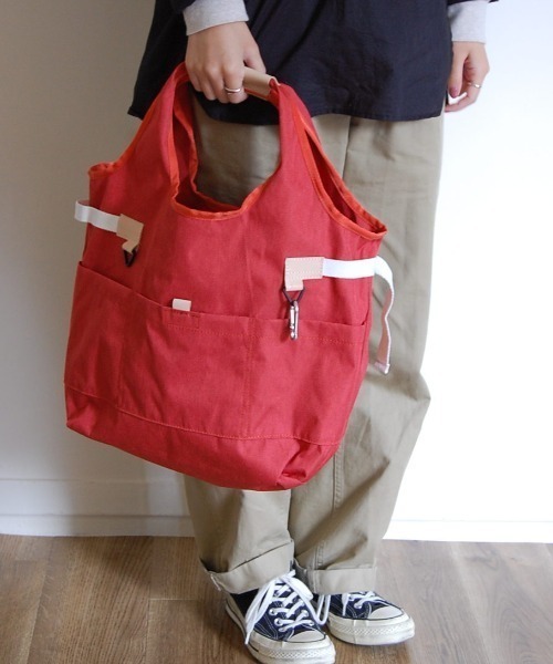 EARTH MADE（アースメイド）の「DELTA CL TOTE（トートバッグ・メンズ・オレンジ/ブラック/カーキ/グレー・FREE）」の4枚目の写真