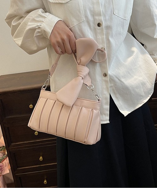LA VORAGINE(ラ ヴォラジネ)の「紐リボン プリーツギャザーショルダーバッグ(ショルダーバッグ・レディース・ベージュ/ピンク/ホワイト/ブラック/アイボリー・FREE)」の18枚目の写真