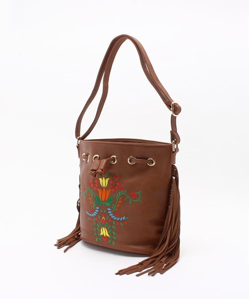 WEGO（ウィゴー）の「WEGO/ チロリアンフリンジショルダーバッグ（ショルダーバッグ・レディース・ブラウン・FREE）」の3枚目の写真