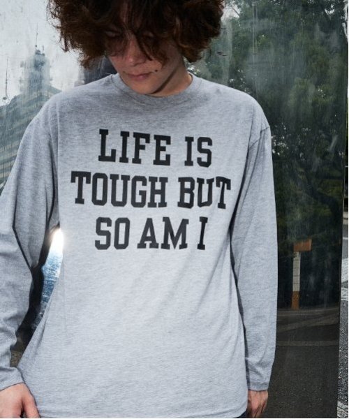 GLAZOS（グラソス）の「【大人向けサイズあり】【プチプラ】フロントメッセージロゴ長袖Tシャツ（Tシャツ/カットソー・キッズ・ブラック/グレー/オレンジ/ベージュ/インディゴブルー/ホワイト・140cm/150cm/160cm/170cm）」の20枚目の写真