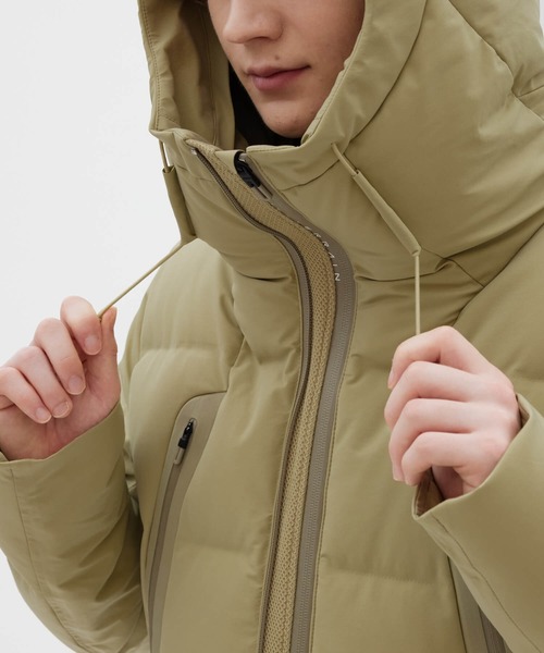 DESCENTE(デサント)の「水沢ダウン"マウンテニア"(ダウンジャケット/コート・メンズ・ブラック/ネイビー系/ブラウン系その他・M/L/S/XL/XXL)」の9枚目の写真