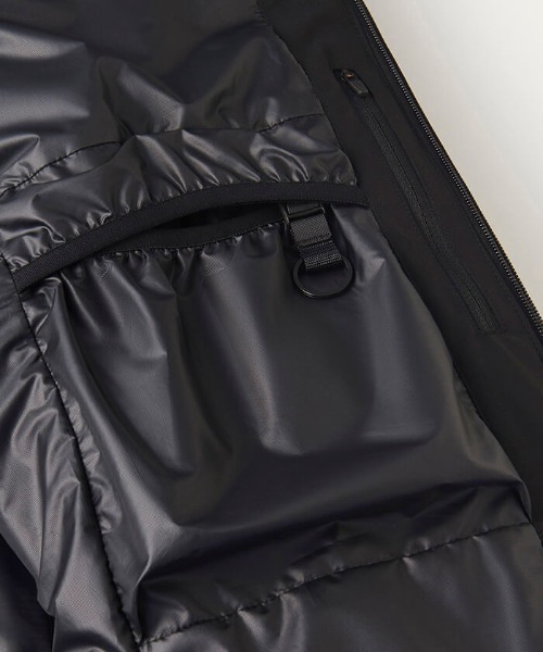 DESCENTE(デサント)の「水沢ダウン"マウンテニア"(ダウンジャケット/コート・メンズ・ブラック/ネイビー系/ブラウン系その他・M/L/S/XL/XXL)」の10枚目の写真