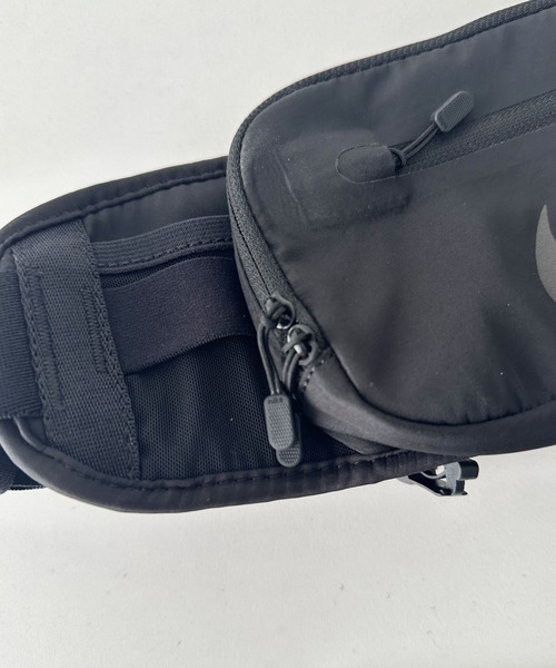 NIKE(ナイキ)の「Nike(ナイキ)/ウエストポーチ ボディバッグ ラン ヒップ パック(ボディバッグ/ウエストポーチ・メンズ・ブラック・FREE)」の11枚目の写真