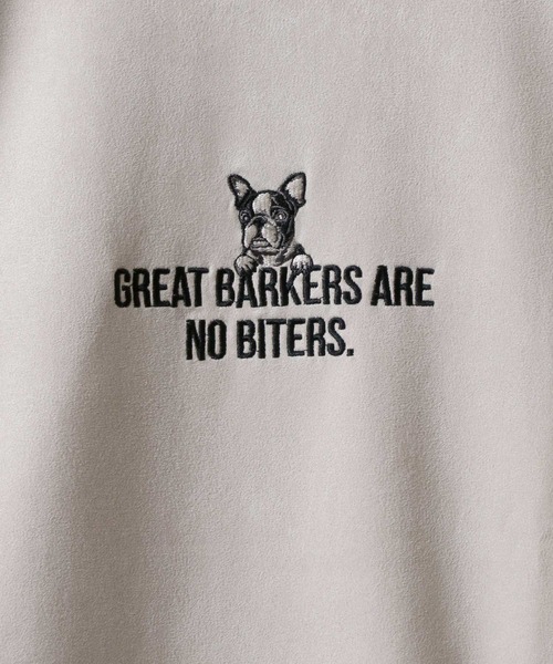 SITRY（シトリー）の「Animal Embroidery Punch the dough Suede Sweat shirt/オーバーサイズ アニマル ワンポイント刺繍 ポンチスウェード トレーナー スウェット（スウェット・メンズ・ブラウン/ブルー/アイボリー/ホワイト系その他/グレー系その他/チャコール/グレー系その他2/グレー系その他3/ホワイト系その他3/ライトグリーン/サックスブルー/ホワイト系その他2・M/L）」の16枚目の写真