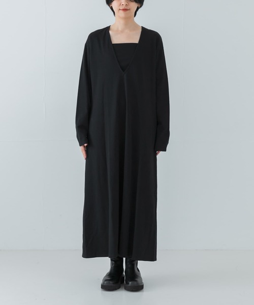 URBAN RESEARCH（アーバンリサーチ）の「『MADE IN JAPAN』Vネックロングワンピース（ワンピース・レディース・ライトベージュ/ブラック・FREE）」の12枚目の写真