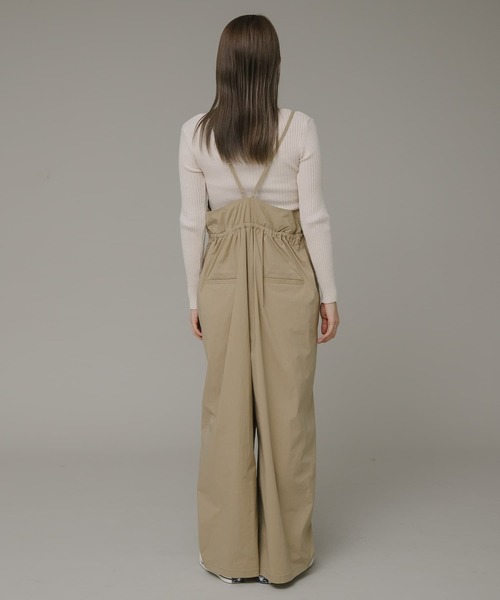 URBAN RESEARCH Sonny Label（アーバンリサーチサニーレーベル）の「フロントジップキャミサロペット（サロペット/オーバーオール・レディース・ブラック/ベージュ・FREE）」の18枚目の写真