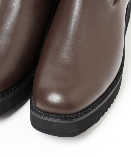 Elura(エルーラ)の「ソフトFIT軽量厚底ブーツ/146749(ブーツ・レディース・ブラウン/ブラック・LARGE/MEDIUM/SMALL)」の10枚目の写真