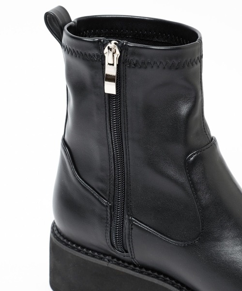 Elura(エルーラ)の「ソフトFIT軽量厚底ブーツ/146749(ブーツ・レディース・ブラウン/ブラック・LARGE/MEDIUM/SMALL)」の13枚目の写真