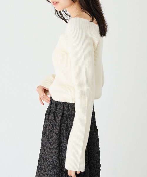 LAVEANGE(ラビアンジェ)の「【静電気防止/洗える】2WAYスクエアリブニット(ニット/セーター・レディース・ブラック/オフホワイト/ラベンダー・M/LL/3L/4L)」の13枚目の写真