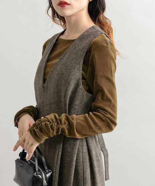 KBF（ケイビーエフ）の「シアーベロアシャーリングスリーブトップス（Tシャツ/カットソー・レディース・ネイビー/カーキ/アイボリー・ONE）」の19枚目の写真