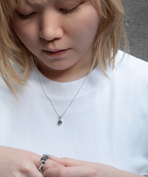 BloodyMary/ブラッディマリー」ネッリペンダント -果実- 天然石