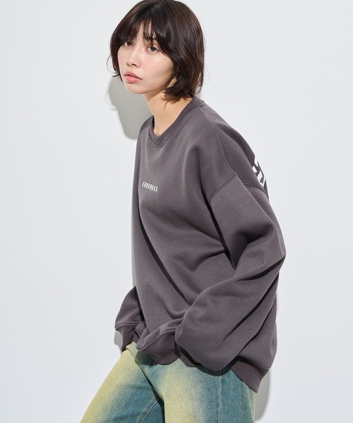 WEGO（ウィゴー）の「WEGO/アーチバックロゴグラフィックプルオーバー（スウェット・メンズ・チャコールグレー/アッシュグレー・MEDIUM/LARGE）」の18枚目の写真