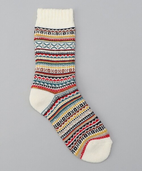 H FOOT WEAR（エイチフットウェア）の「【H FOOT WEAR（エイチ フットウェア）】フェアアイルジャガードクルーソックス（新色追加）（ソックス/靴下・レディース・オフホワイト/ダークグレー/ターコイズブルー系/ライトグレー・FREE）」の2枚目の写真