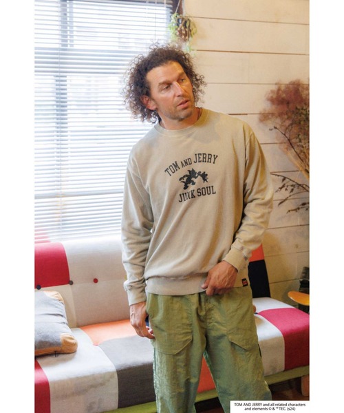 Tom&Jerry(トムアンドジェリー)の「JUNKSOUL/TOM&JERRY(トム&ジェリー) MUSIC トレーナー (M4)(Tシャツ/カットソー・メンズ・ネイビー/ベージュ・X-LARGE/LARGE/MEDIUM)」の7枚目の写真