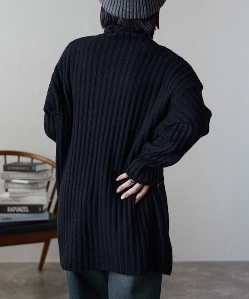 ap retro(アプレトロ)の「チュニック丈ワイドリブハイネックニット / ニットプルオーバー(ニット/セーター・レディース・ホワイト/ダークブラウン/ベージュ/ネイビー/チャコールグレー/ブラック・FREE)」の14枚目の写真