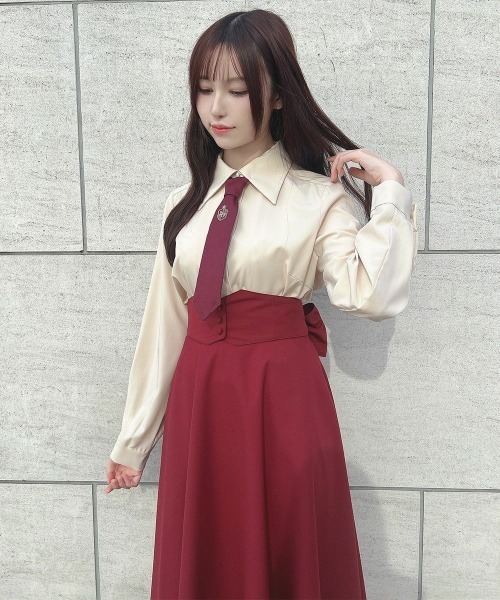 F i.n.t(フィント)の「ネクタイ付きビッグカラーシャツ(シャツ/ブラウス・レディース・オフホワイト/ライトベージュ・FREE)」の6枚目の写真