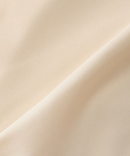 F i.n.t(フィント)の「ネクタイ付きビッグカラーシャツ(シャツ/ブラウス・レディース・オフホワイト/ライトベージュ・FREE)」の11枚目の写真