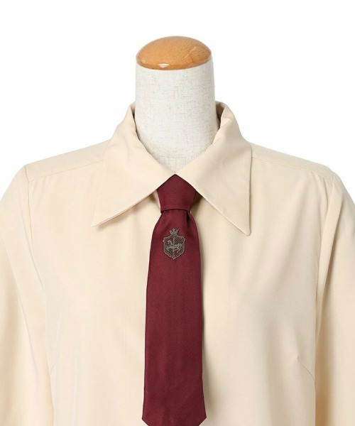 F i.n.t(フィント)の「ネクタイ付きビッグカラーシャツ(シャツ/ブラウス・レディース・オフホワイト/ライトベージュ・FREE)」の19枚目の写真