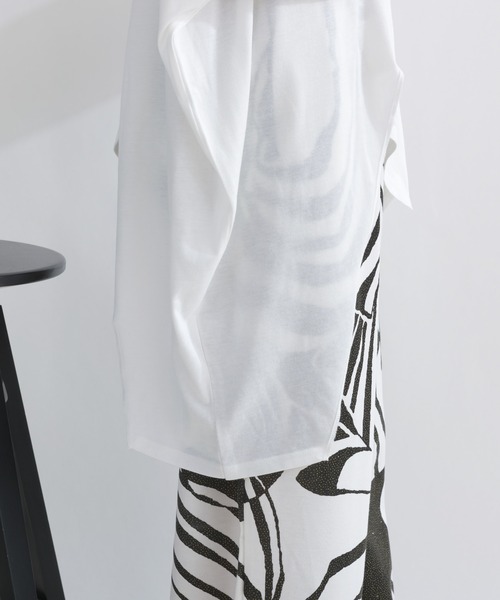 terrace(テラス)の「アシメツギハギドルマンカットソー(Tシャツ/カットソー・レディース・オフホワイト/ブルー/ブラック/グレー・MEDIUM)」の21枚目の写真