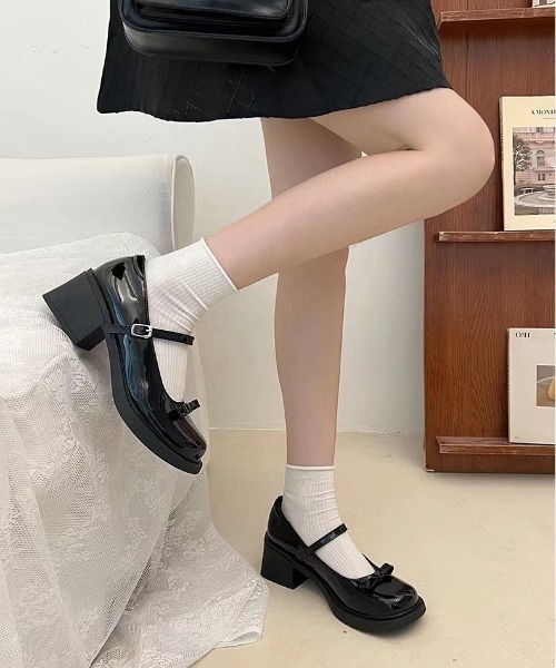 SHEPP(シープ)の「リボン付きストラップメリージェーン厚底ヒールパンプス(パンプス・レディース・ブラック/ブラウン・L/M/S)」の3枚目の写真