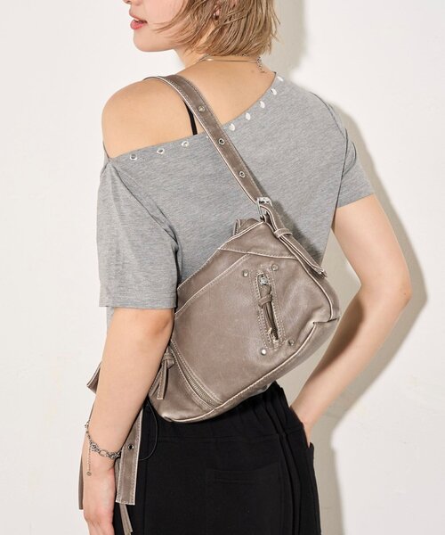 WHO'S WHO gallery（フーズフーギャラリー）の「ヴィンテージジップバッグ（ショルダーバッグ・レディース・グレー/ブラック・FREE）」の12枚目の写真