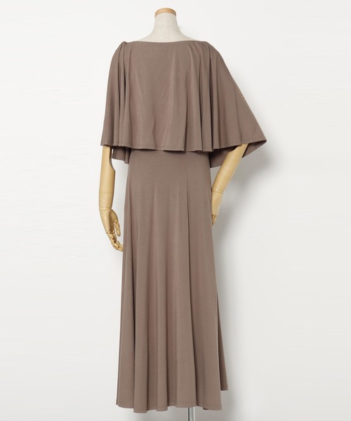 Maunaloa(マウナロア)の「【Maunaloa】Aulii レフア ケープ&フレアーワンピース(ドレス・レディース・セージグリーン/モカ/ブラック/エメラルド/レッド・M/L)」の9枚目の写真
