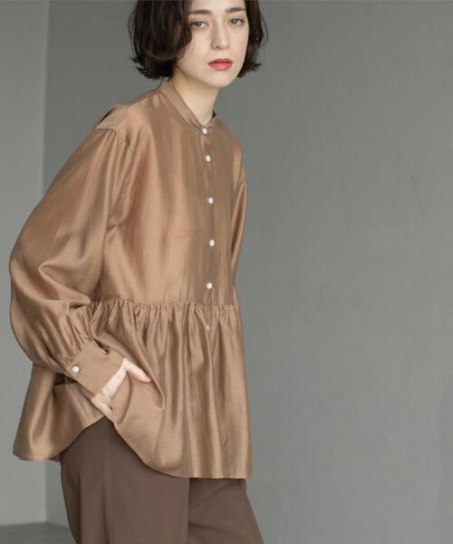 OPAQUE.CLIP(オペークドットクリップ)の「シアーペプラムブラウス【洗濯機洗い可】(シャツ/ブラウス・レディース・ナチュラル/キャメル/ブルー系その他・38/40/42)」の10枚目の写真