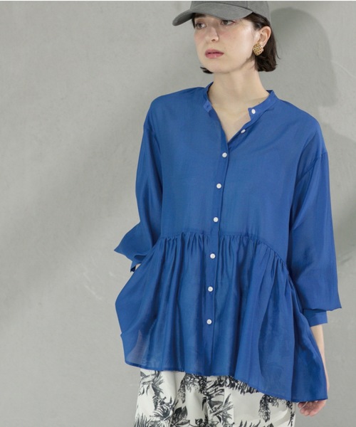 OPAQUE.CLIP(オペークドットクリップ)の「シアーペプラムブラウス【洗濯機洗い可】(シャツ/ブラウス・レディース・ナチュラル/キャメル/ブルー系その他・38/40/42)」の9枚目の写真