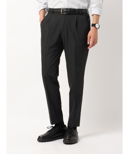 SUIT SQUARE（スーツスクエア）の「PERFORMANCE PANTS タックテーパードパンツ ウォッシャブル ストレッチ 裾上げ済み（スラックス・メンズ・ブラウン系/グレー系/ベージュ系/ブルー系/ブラック系・LL(85cm)/L(82cm)/M(79cm)/S(76cm)/3L(88cm)）」の2枚目の写真