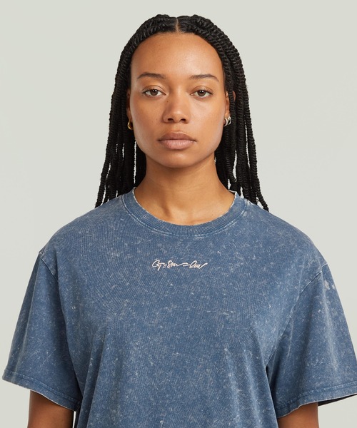 G-STAR(ジースター)の「WASHED G-SCRIPT T-SHIRT/ヴィンテージライクブランドロゴTシャツ(Tシャツ/カットソー・レディース・ブラック系その他/ブルー系その他・SMALL/MEDIUM/X-SMALL)」の11枚目の写真