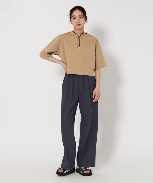 BEAUTY&YOUTH UNITED ARROWS（ビューティーアンドユースユナイテッドアローズ）の「コットンポリエステル クロップド Tシャツ（Tシャツ/カットソー・レディース・オフホワイト/ベージュ/オリーブ・FREE）」の6枚目の写真