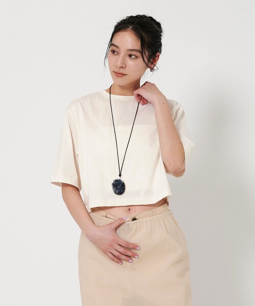 BEAUTY&YOUTH UNITED ARROWS（ビューティーアンドユースユナイテッドアローズ）の「コットンポリエステル クロップド Tシャツ（Tシャツ/カットソー・レディース・オフホワイト/ベージュ/オリーブ・FREE）」の8枚目の写真