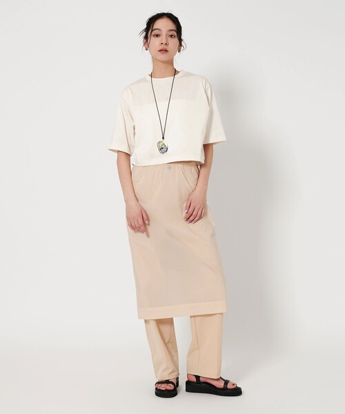 BEAUTY&YOUTH UNITED ARROWS（ビューティーアンドユースユナイテッドアローズ）の「コットンポリエステル クロップド Tシャツ（Tシャツ/カットソー・レディース・オフホワイト/ベージュ/オリーブ・FREE）」の9枚目の写真