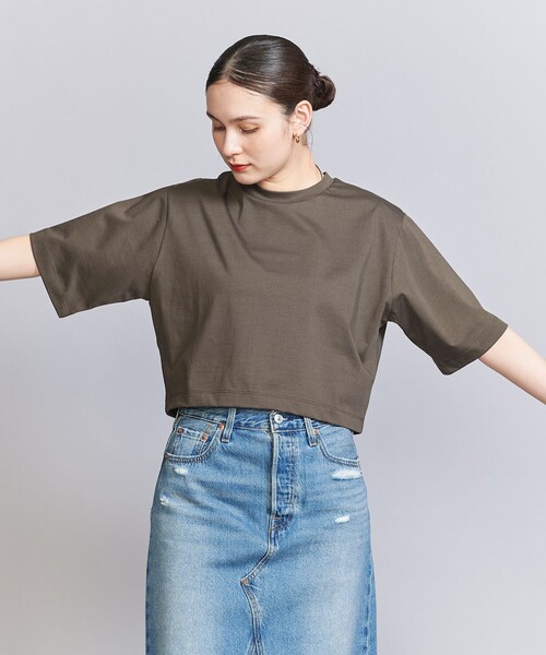 BEAUTY&YOUTH UNITED ARROWS（ビューティーアンドユースユナイテッドアローズ）の「コットンポリエステル クロップド Tシャツ（Tシャツ/カットソー・レディース・オフホワイト/ベージュ/オリーブ・FREE）」の11枚目の写真