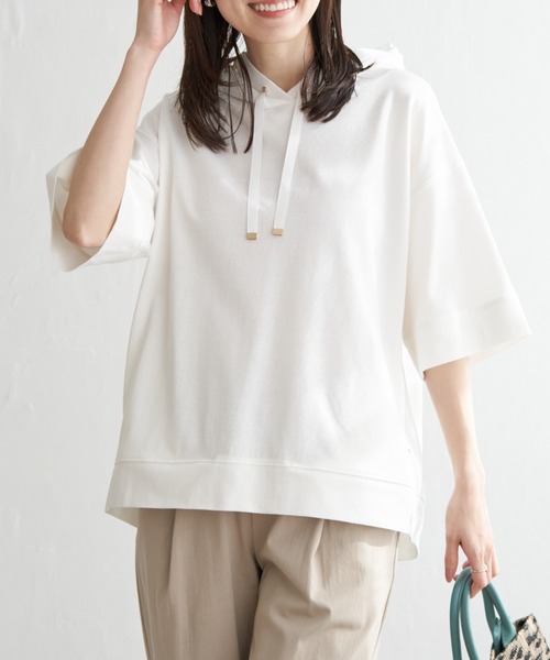 ikka（イッカ）の「【雑誌InRed6月号掲載】コットンUSAミニワッフルポケ付きパーカー（パーカー・レディース・ライトグレー/グリーン/ピンク/オフホワイト/ブルー/ブラック・M/L/S）」の2枚目の写真